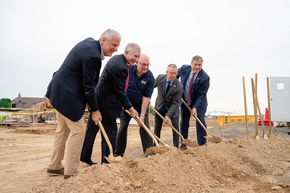 va-groundbreaking-oconomowoc va-groundbreaking-oconomowoc